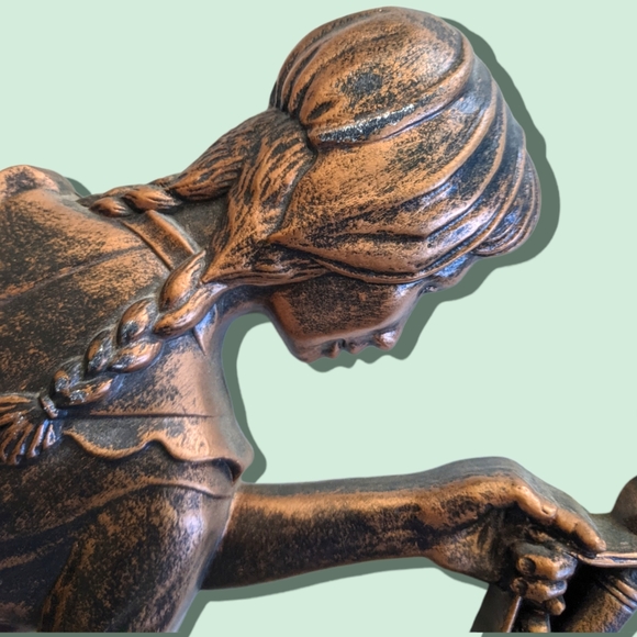 Charming Vintage “Spinning Jenny” Wall Plaque by Coppercraft - Picture 2 of 7